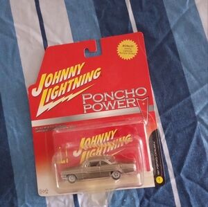 Johnny Lightning 1961 Pontiac Catalina